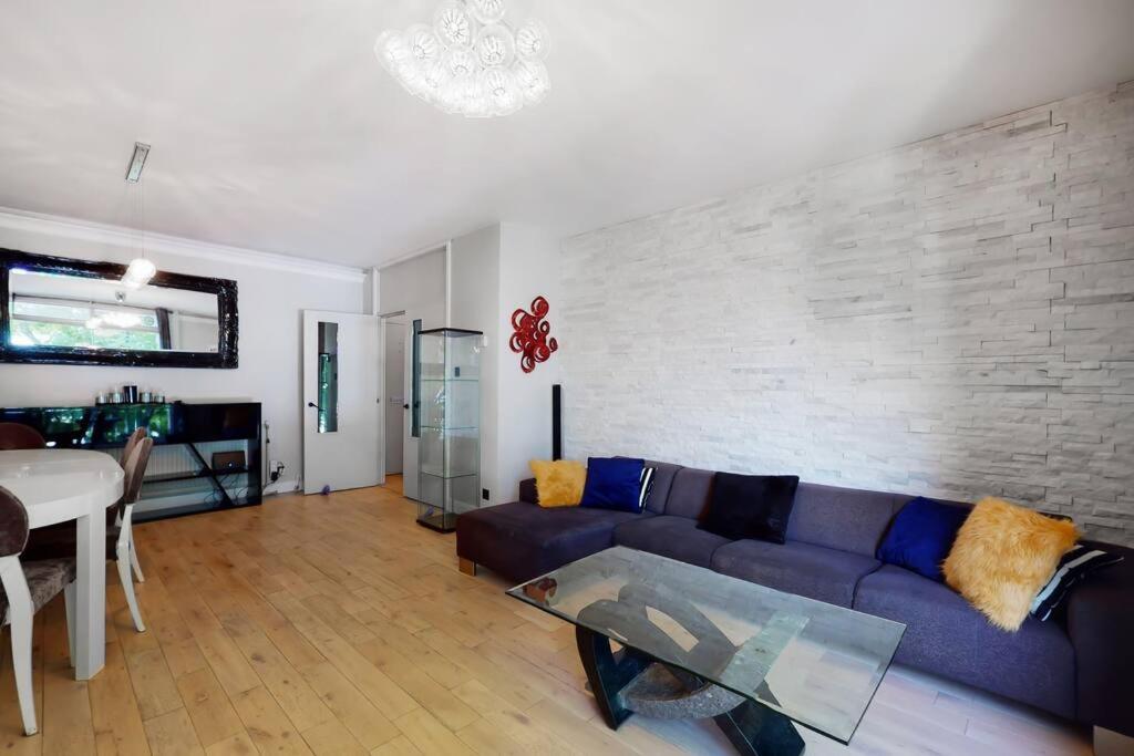 Superb 3 Bed Flat With Balcony In St John's Wood Apartamento